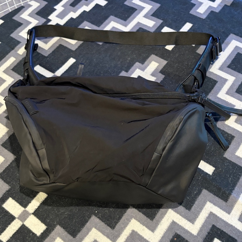 COTE&CIEL ODER-SPREE MEMORY TECH MESSENGER BAG | BLACK